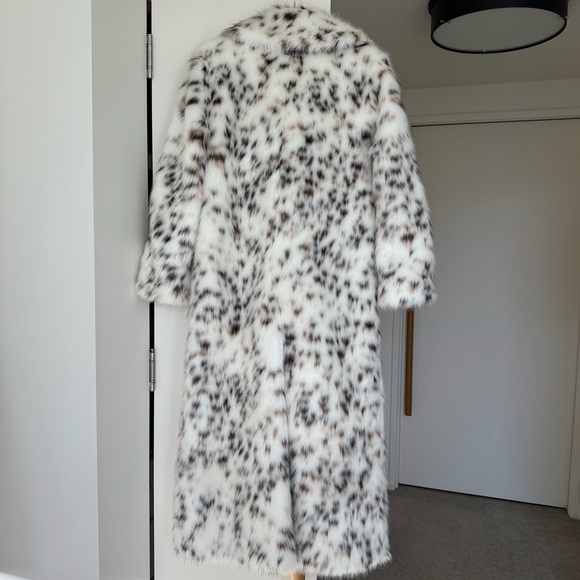 Luxury Brand New Apparis Gabrielle Maxi Coat. S size. Snow Leopard Print. - Picture 10 of 16